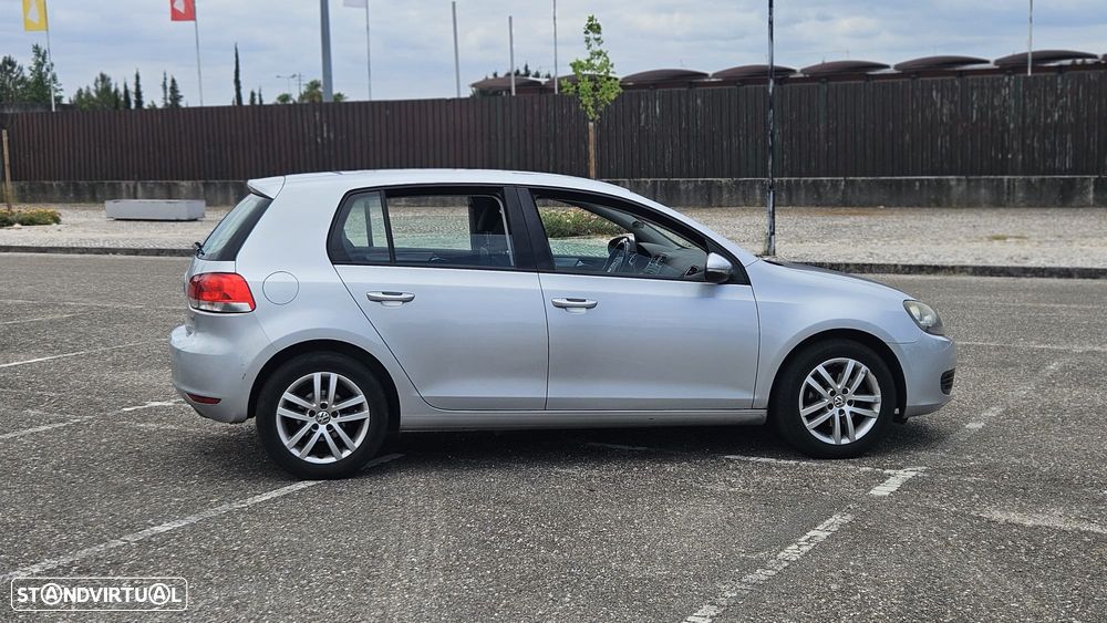 VW Golf 1.6 TDi Edition - 2
