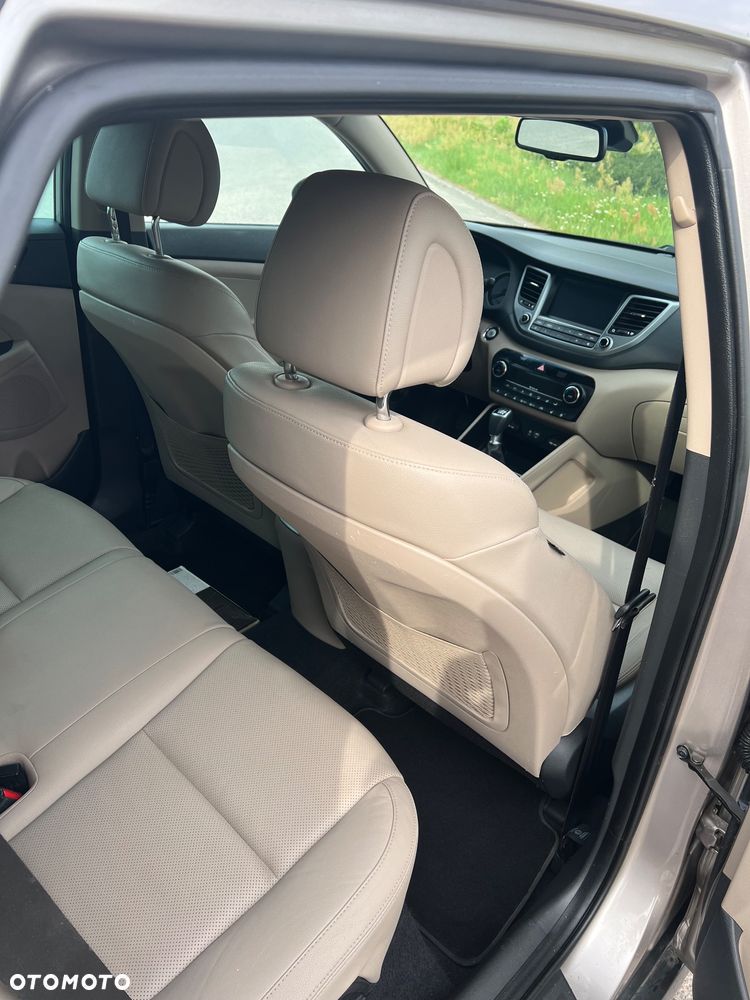 Hyundai Tucson 2.0 CRDI 2WD Style - 20