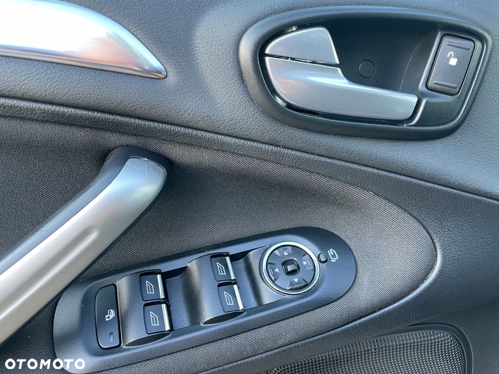 Ford S-Max 2.0 TDCi DPF Titanium X - 25