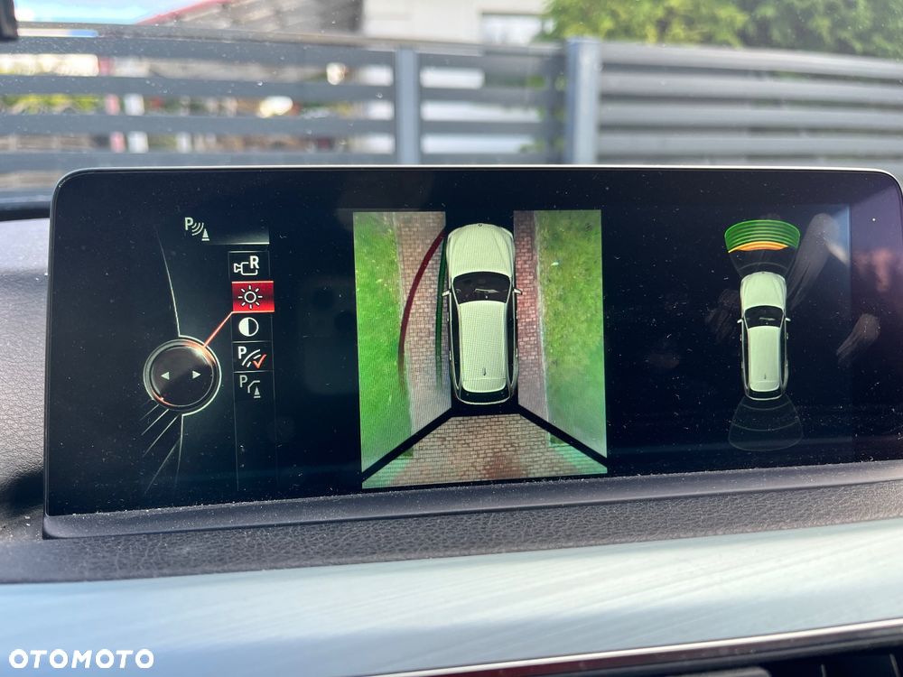 BMW Seria 3 320d xDrive M Sport - 28