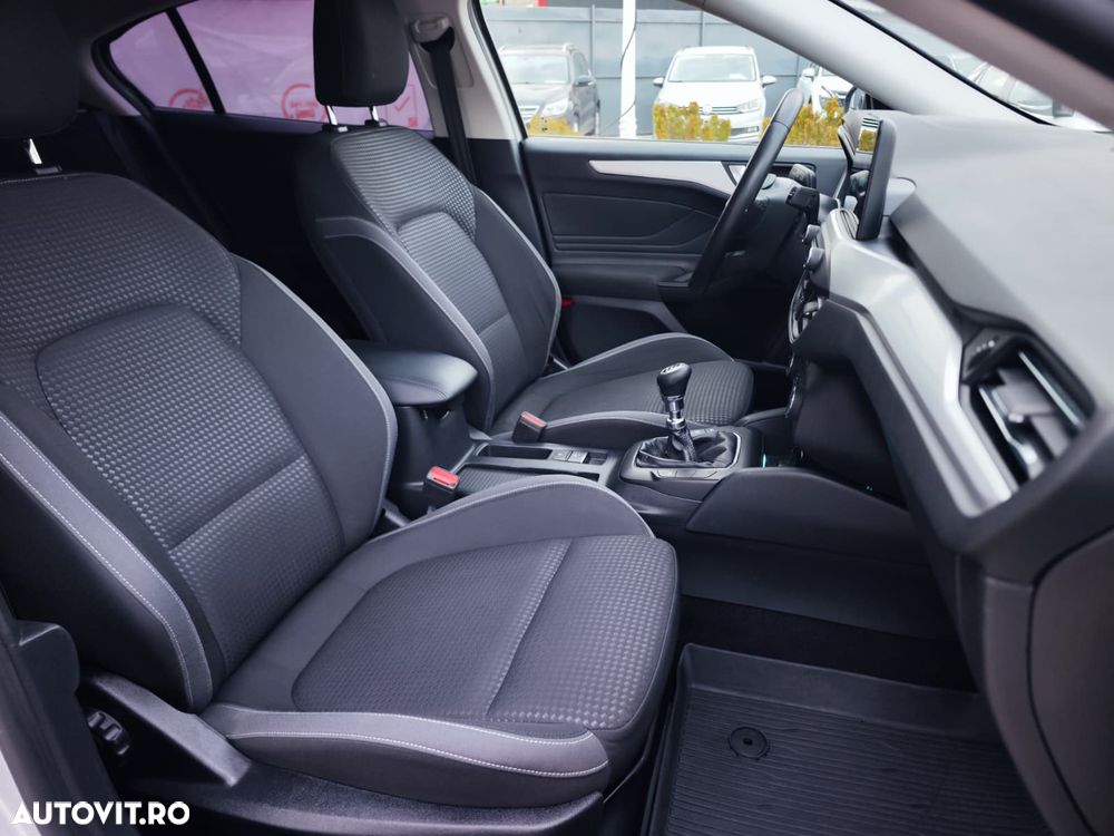 Ford Focus 1.0 EcoBoost Hybrid ACTIVE DESIGN - 19