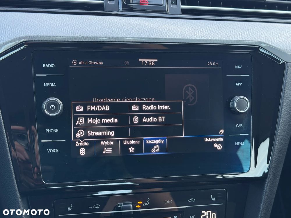 Volkswagen Passat 2.0 TSI Business DSG - 20