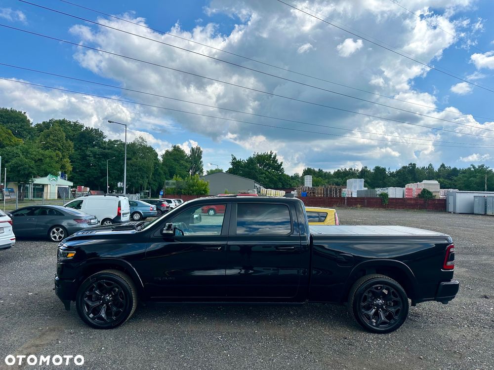 RAM 1500 Crew Cab Shortbed Limited - 2