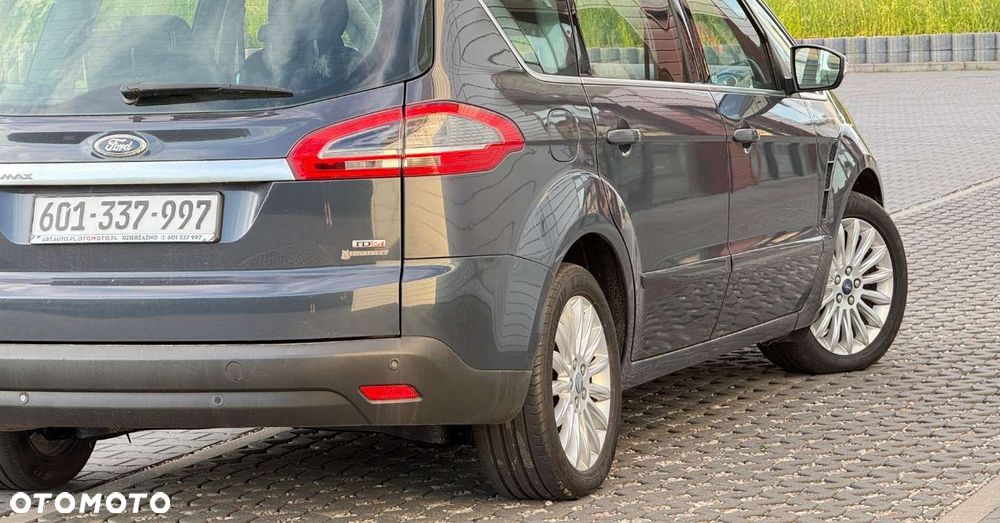 Ford S-Max - 9