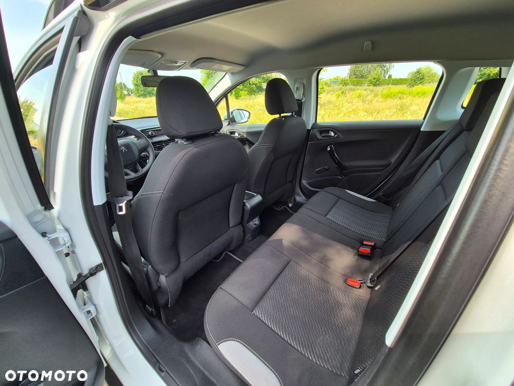 Peugeot 2008 PureTech 82 Active - 23