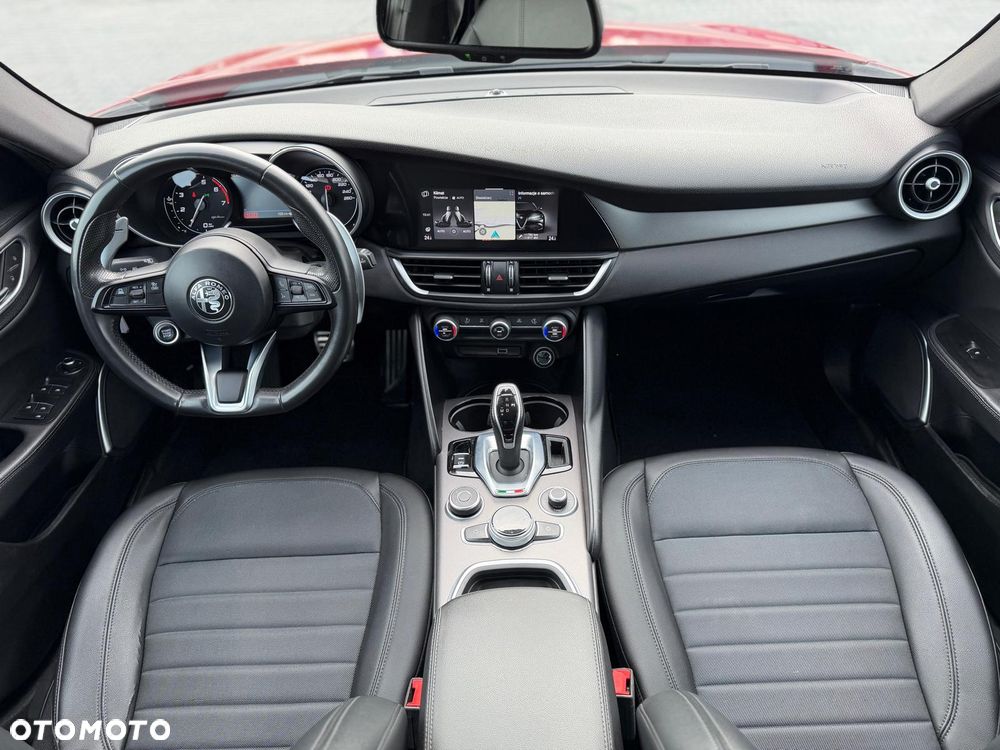 Alfa Romeo Giulia 2.0 Turbo Sprint - 22