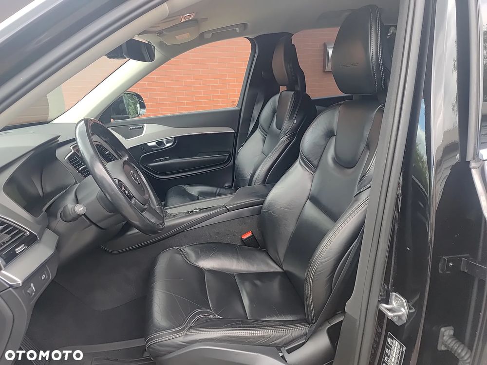 Volvo XC 90 D5 AWD Geartronic Inscription - 12
