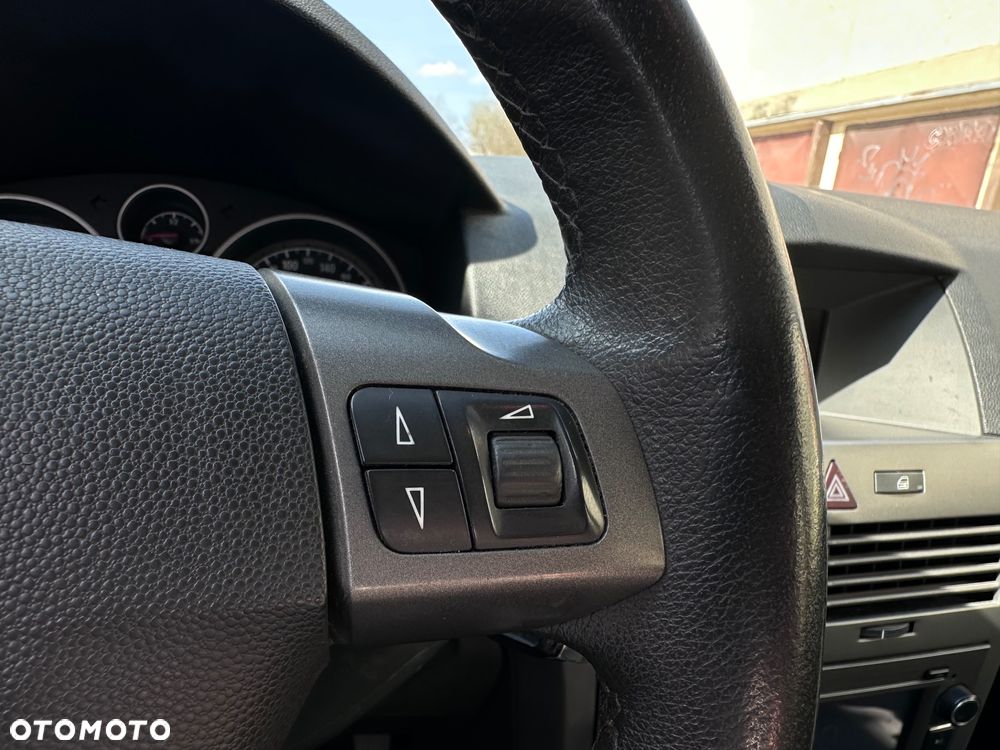 Opel Astra 1.6 Edition - 10