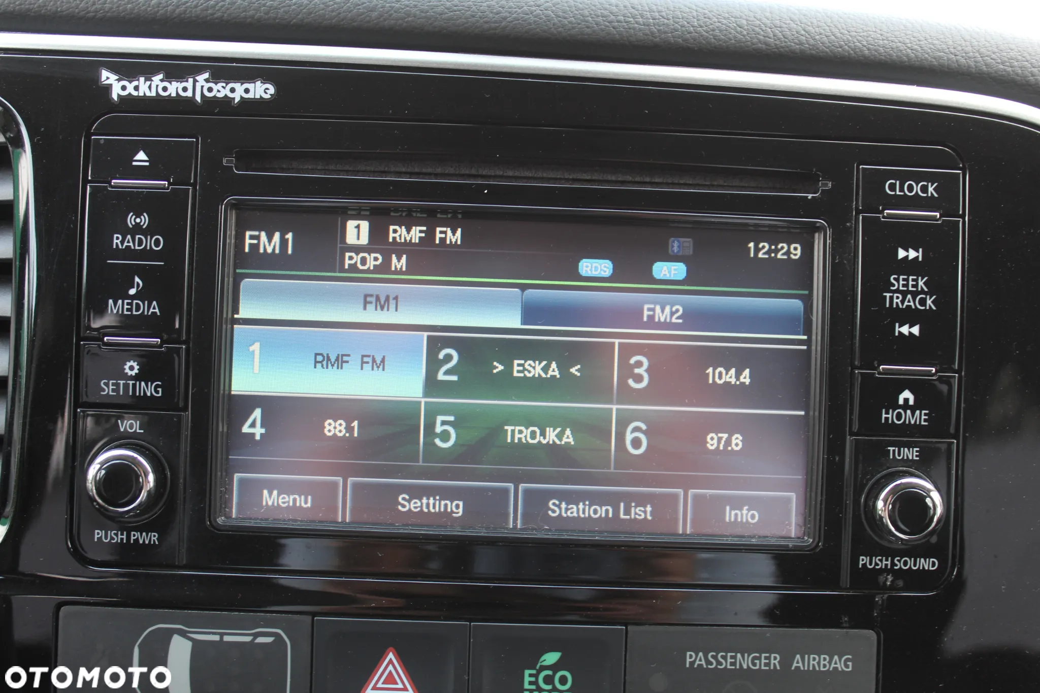 Mitsubishi Outlander 2.0 Intense + 4WD CVT - 14