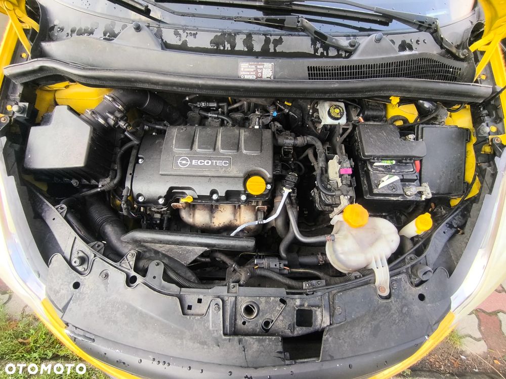Opel Corsa 1.4 16V Color Edition - 13