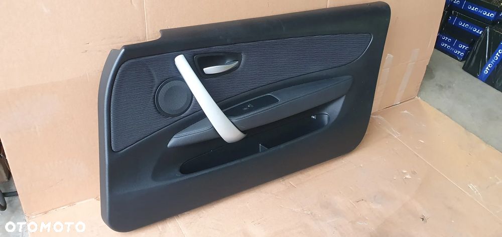 Boczek tapicerka prawy przód przednia prawa BMW I E81 - 4