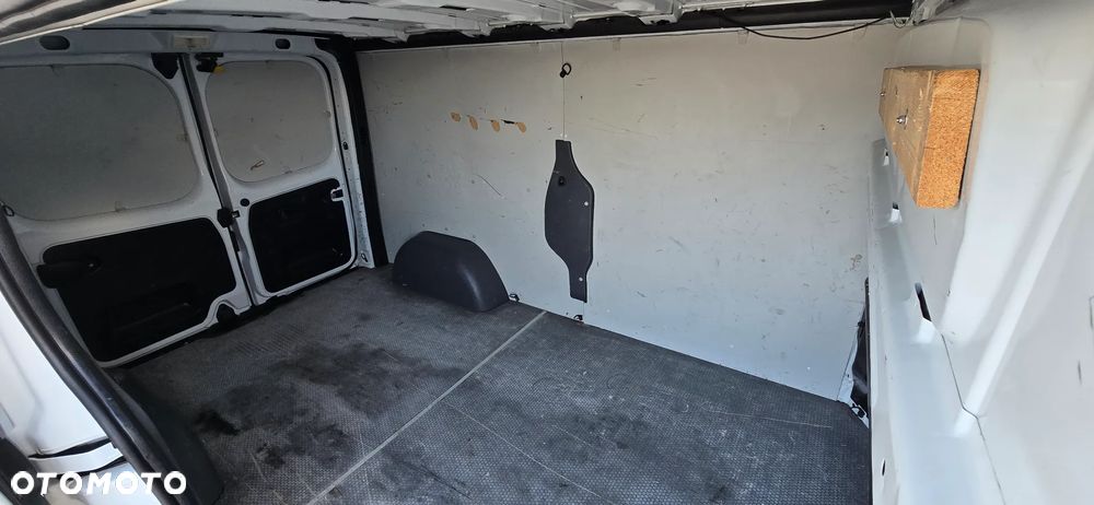 Renault Trafic L2H1 / NV300 - 21