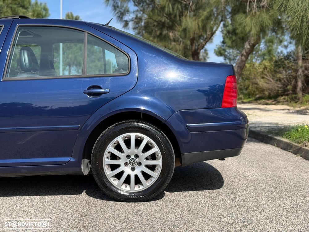 VW Bora 1.9 TDi Highline - 13