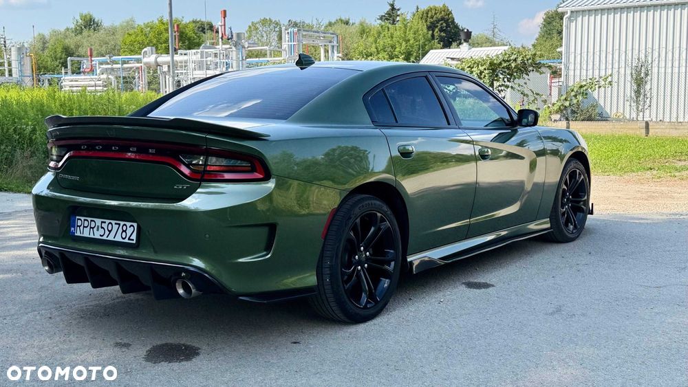 Dodge Charger - 4