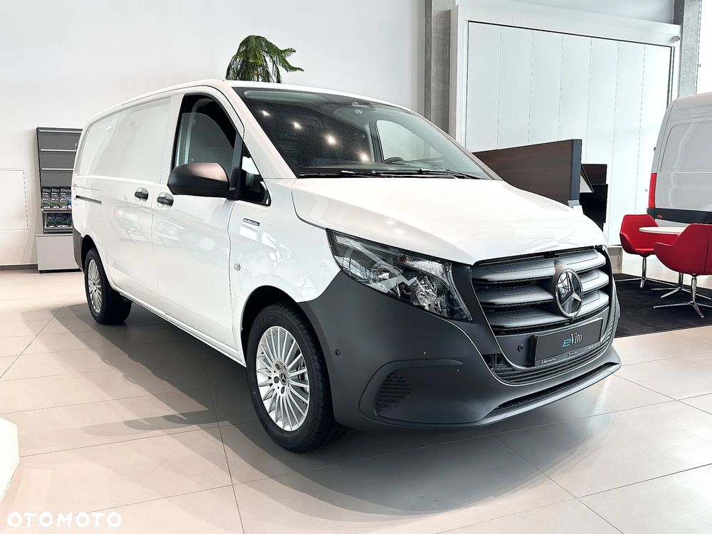 Mercedes-Benz eVito 112 Furgon Długi - 3