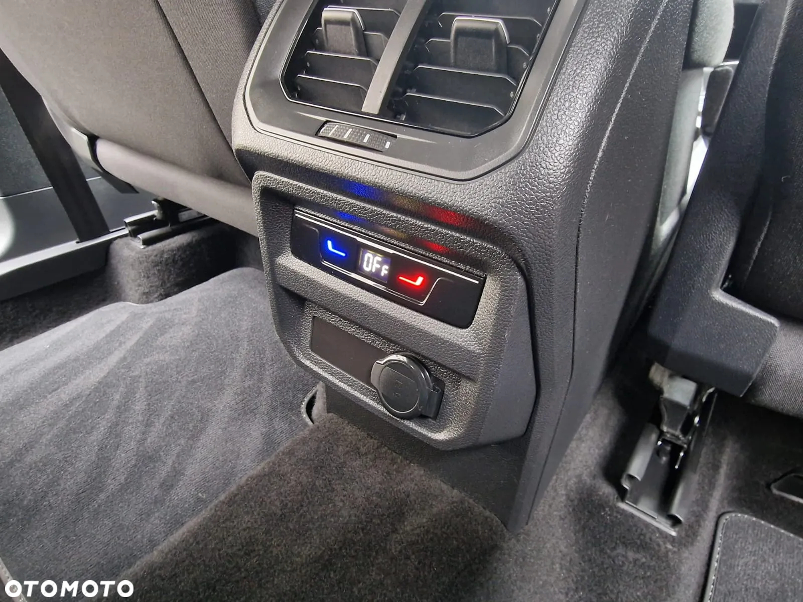 Volkswagen Tiguan 2.0 TDI SCR 4Mot Elegance DSG - 19