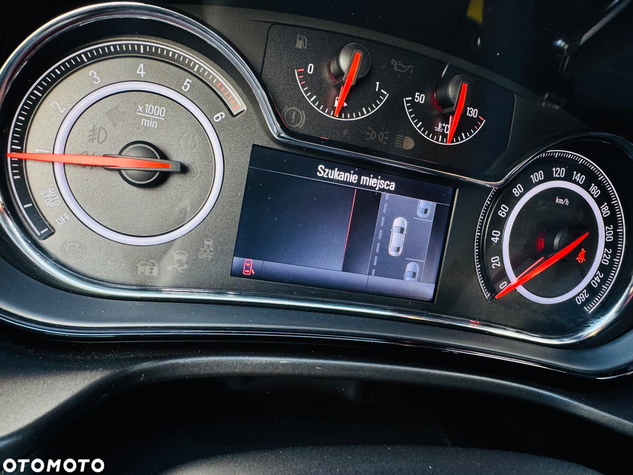 Opel Insignia 2.0 CDTI Cosmo S&S - 11