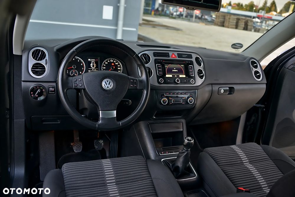 Volkswagen Tiguan - 28