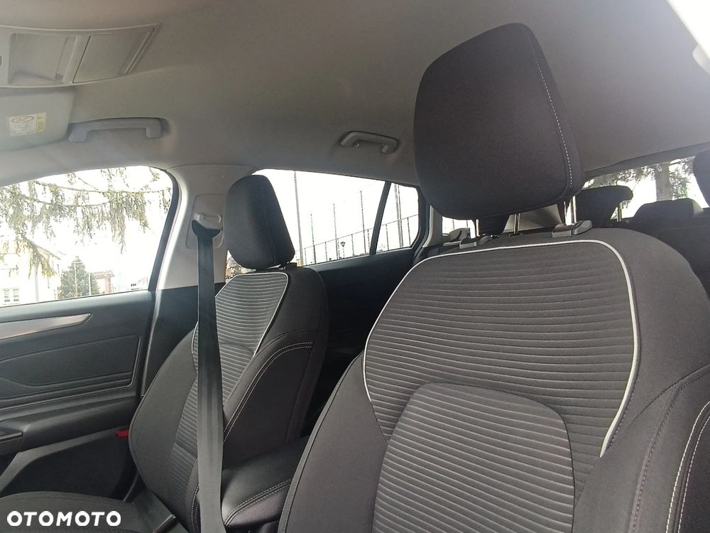 Ford Focus 1.5 EcoBlue Start-Stopp-System TITANIUM - 20