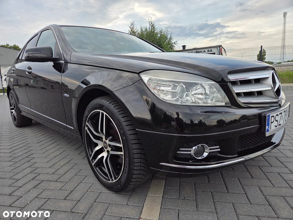 Mercedes-Benz Klasa C 180 Kompressor BlueEFFICIENCY Special Edition - 1