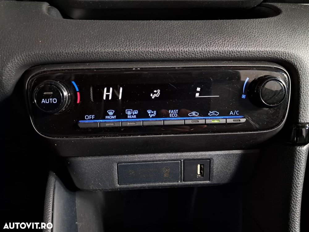 Toyota Yaris - 21