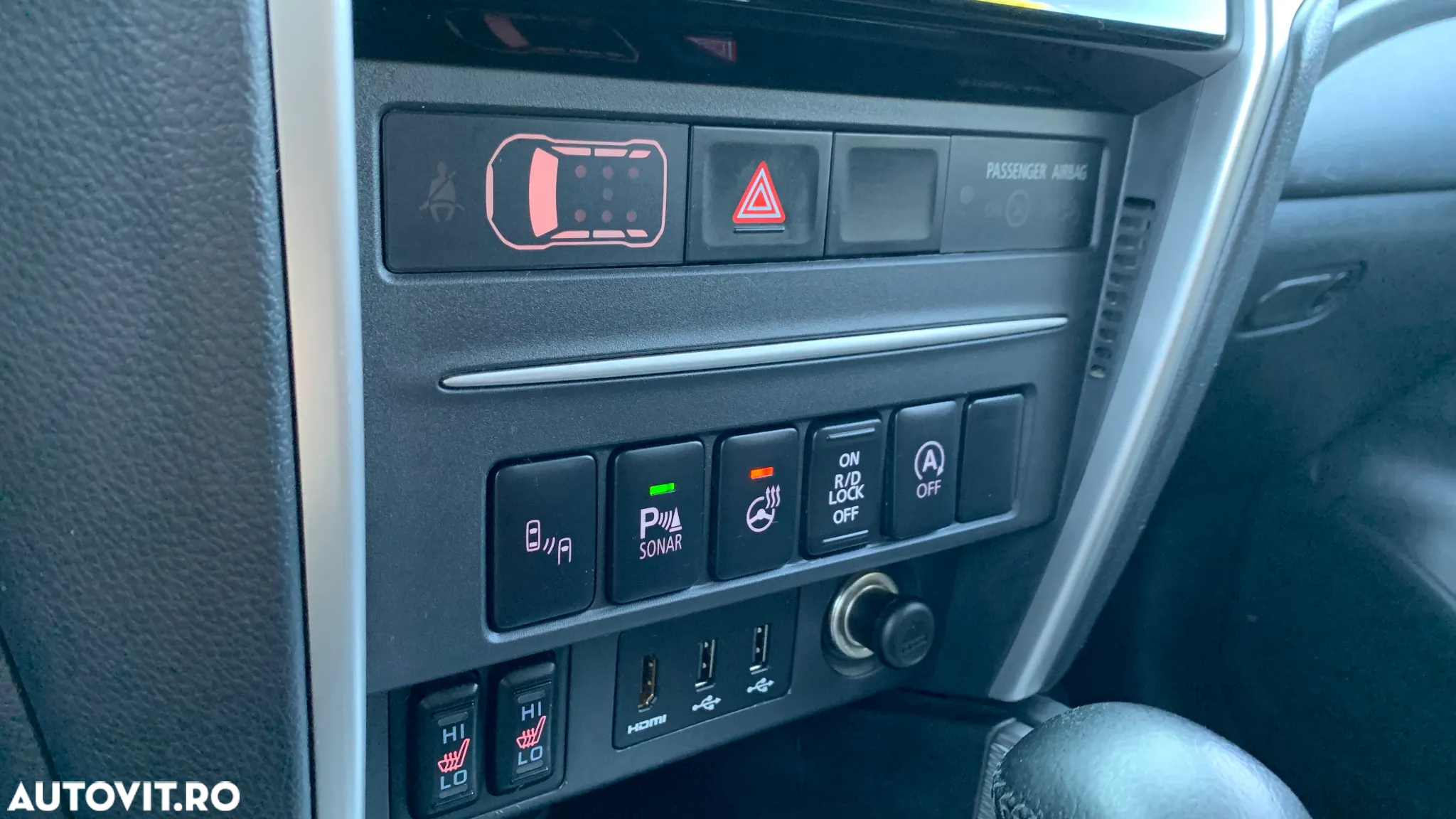 Mitsubishi L200 Double Cab 2.2 DI-D A/T Instyle - 27