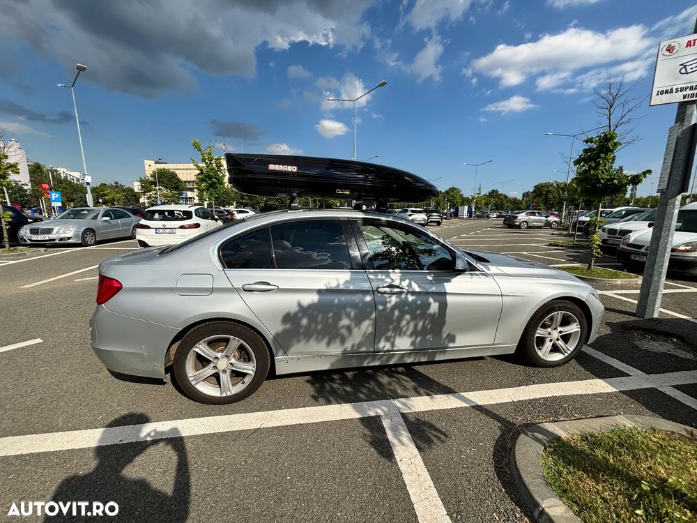 BMW Seria 3 320d DPF Aut. - 2