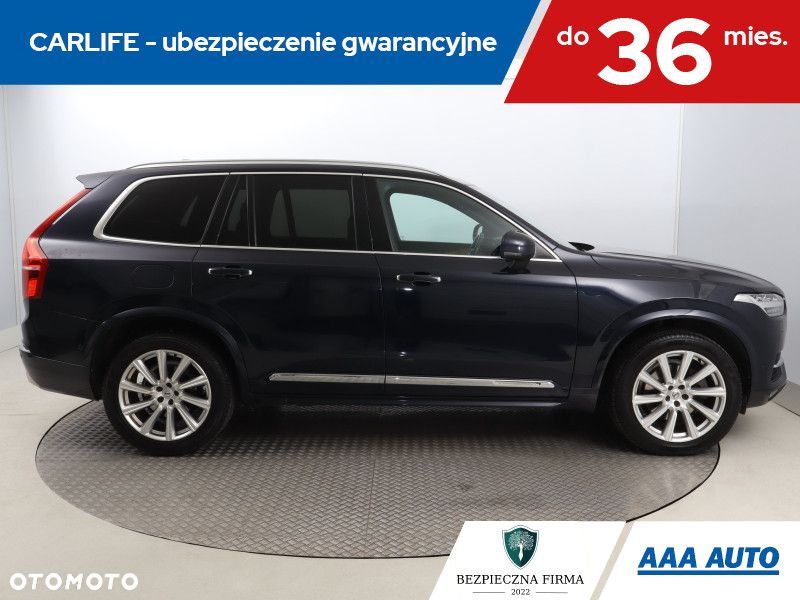 Volvo XC 90 - 8
