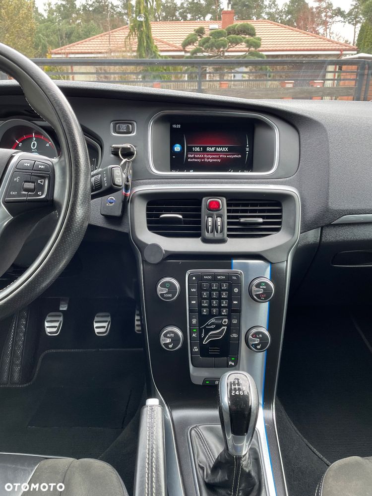 Volvo V40 D2 RDesign - 11