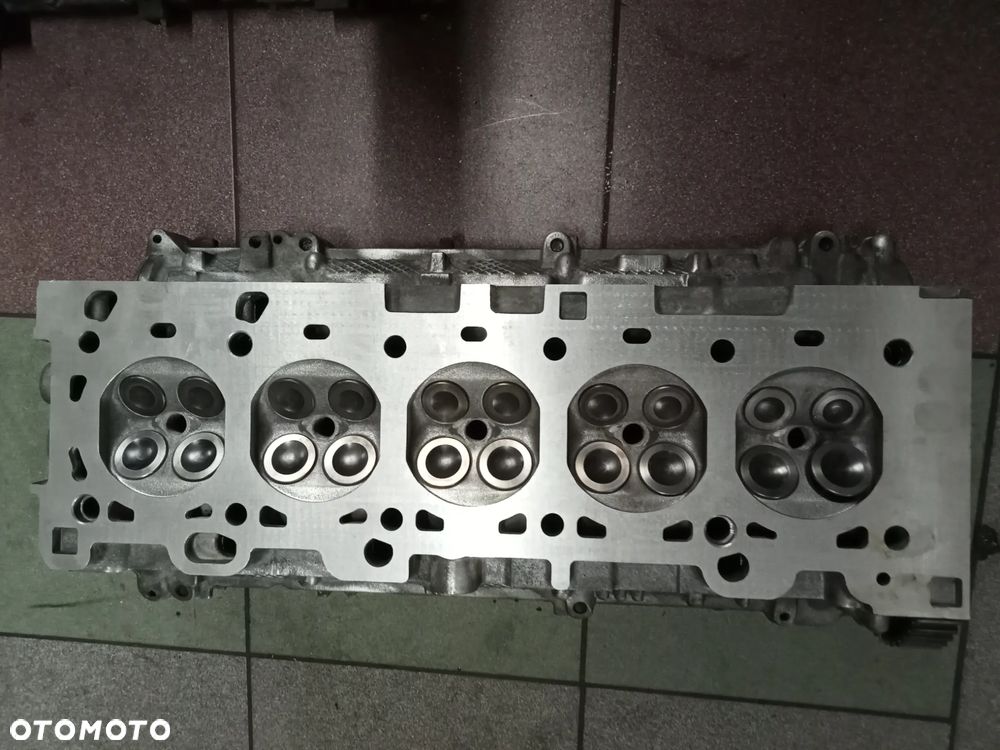 głowica volvo 2.4 b 1001837 po regeneracji - 1