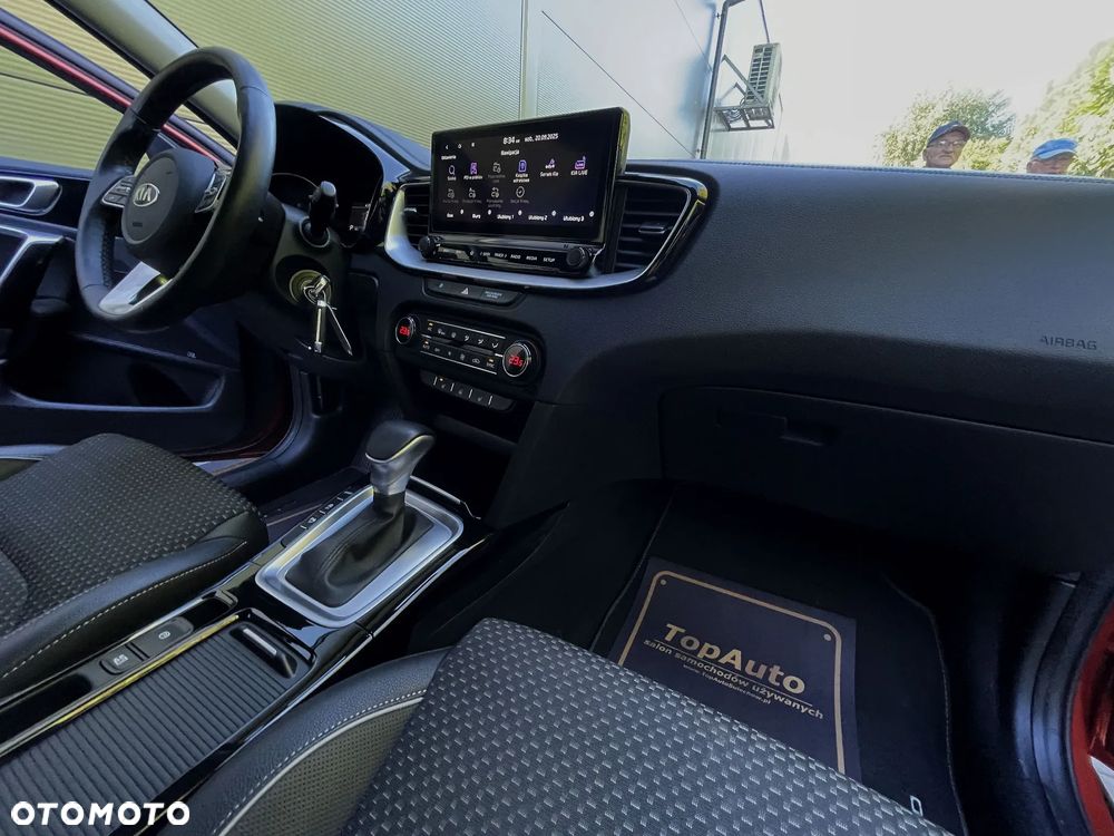 Kia XCeed 1.6 CRDi SCR L Business Line DCT - 16