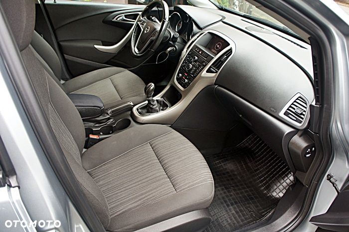 Opel Astra 1.7 CDTI DPF Color Edition - 18