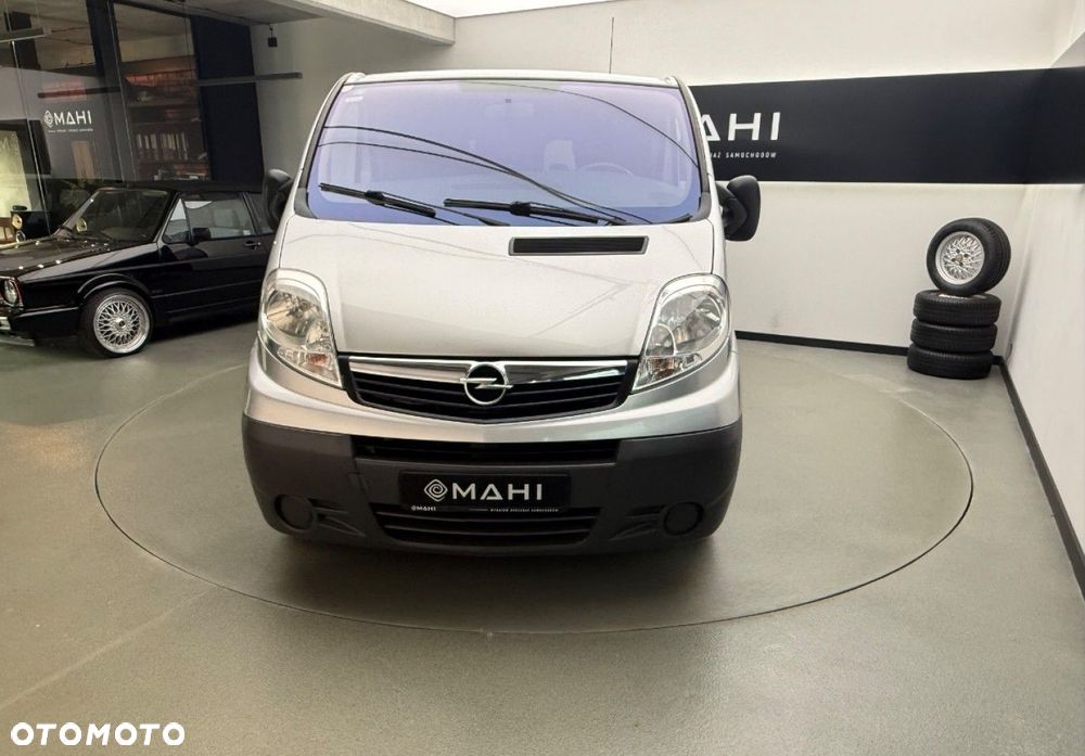 Opel Vivaro - 20