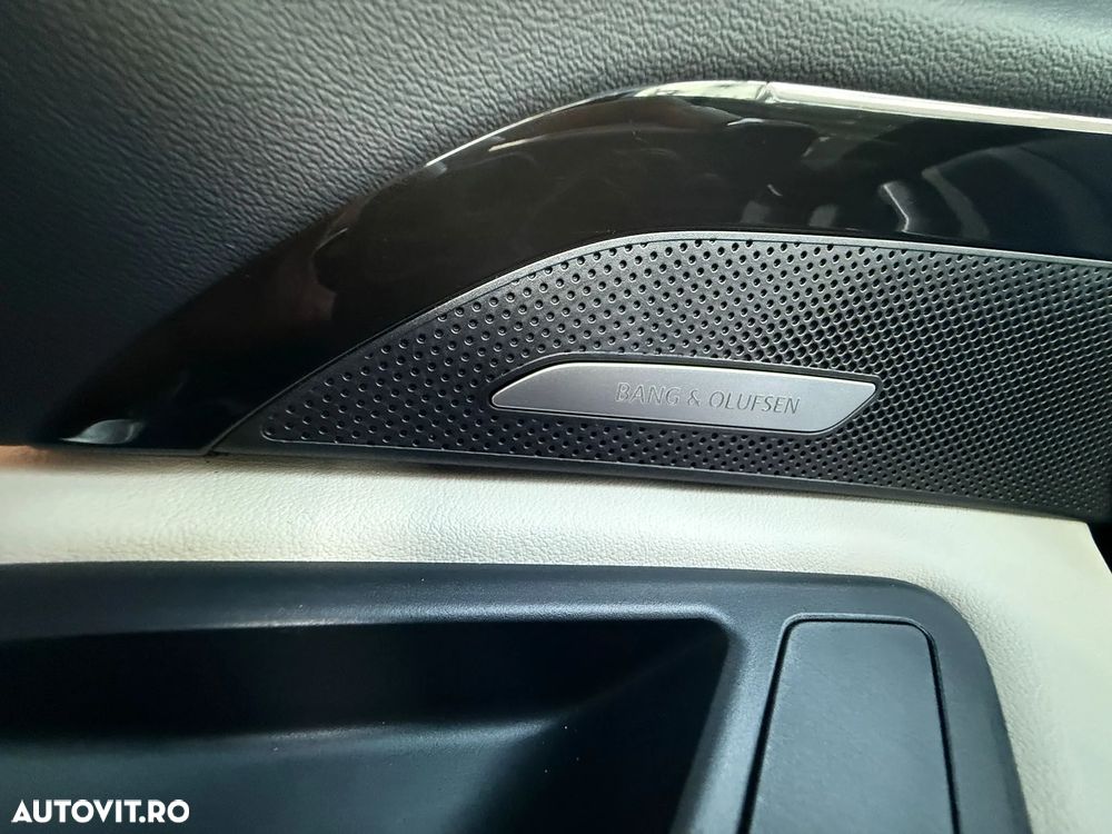 Audi Q5 50 e quattro S tronic PHEV - 11