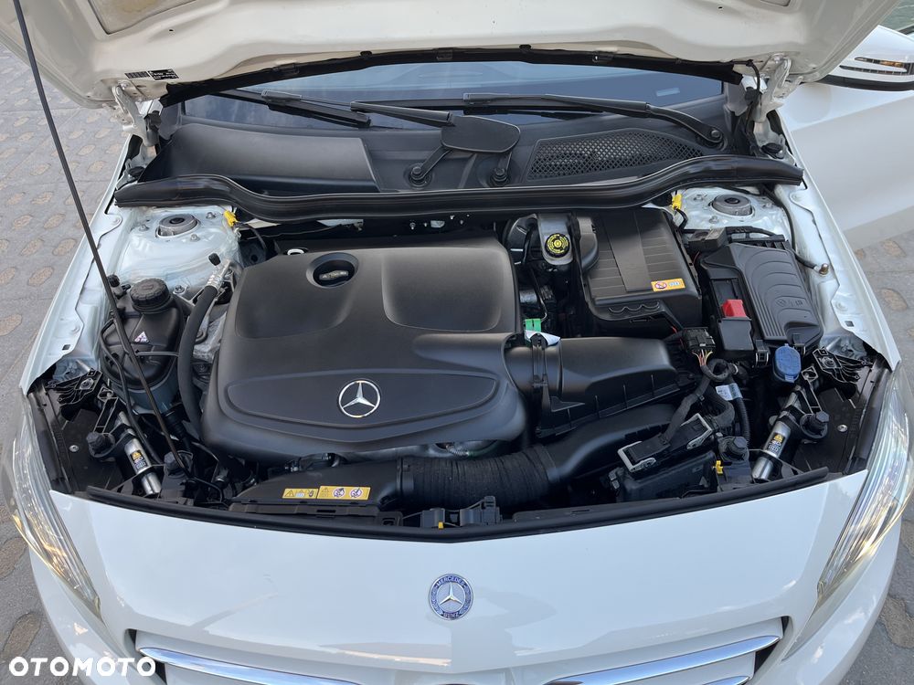 Mercedes-Benz Klasa A 180 7G-DCT Activity Edition - 24