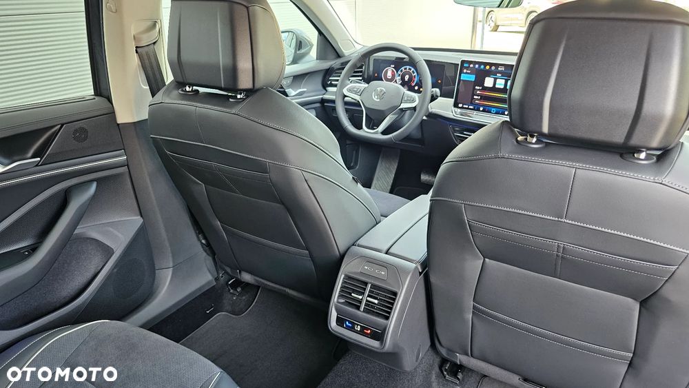 Volkswagen Passat - 24