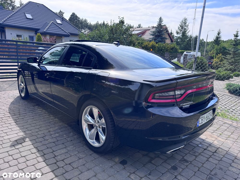 Dodge Charger - 3