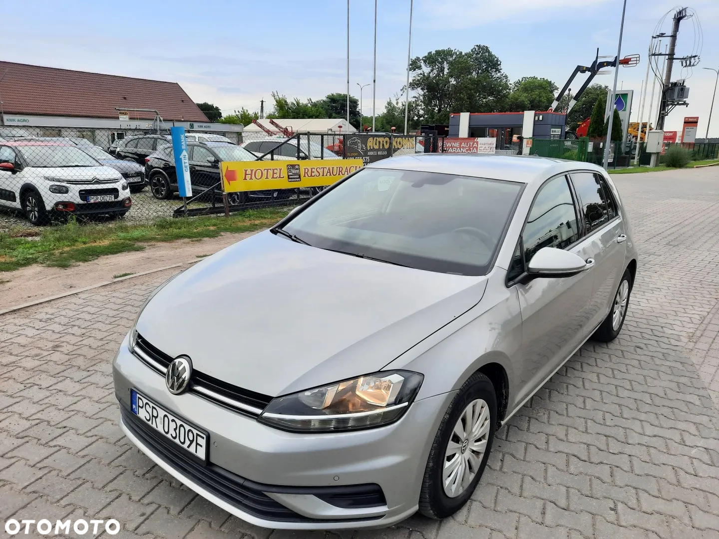 Volkswagen Golf 1.6 TDI (BlueMotion Technology) DSG Comfortline - 2