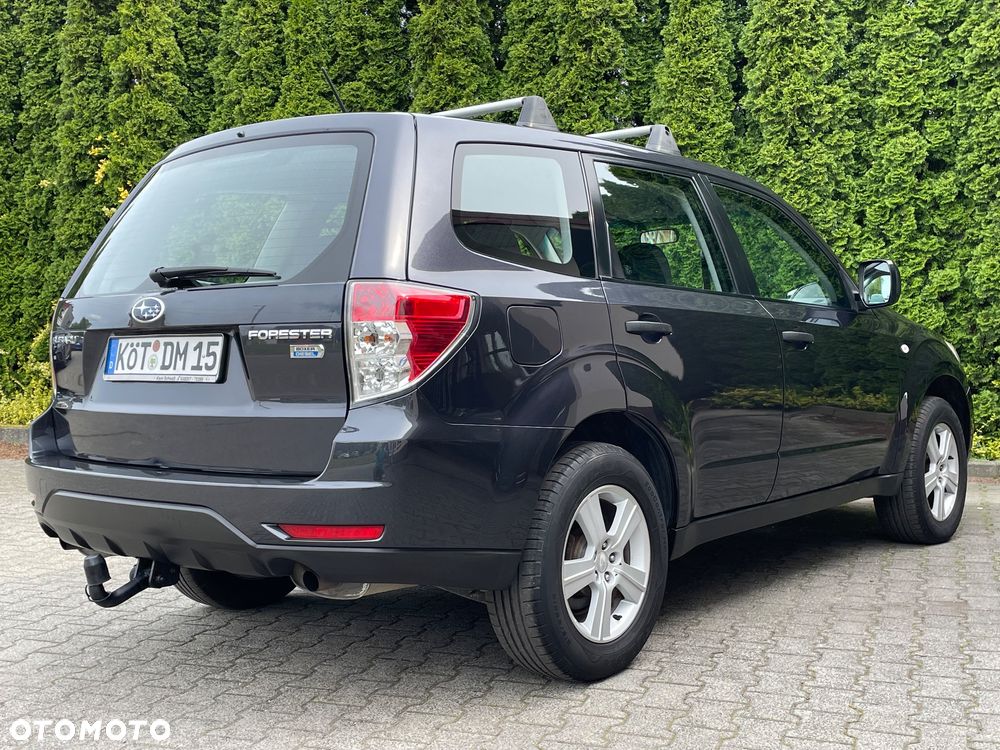 Subaru Forester 2.0D Active - 14