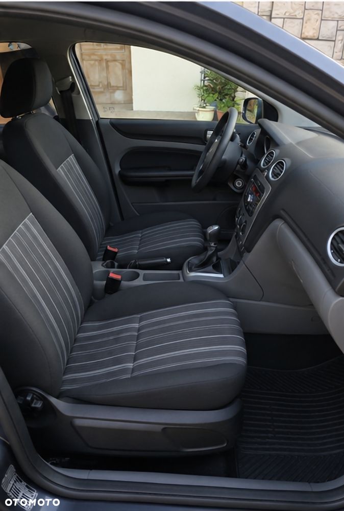 Ford Focus 1.6 Trend EU5 - 7