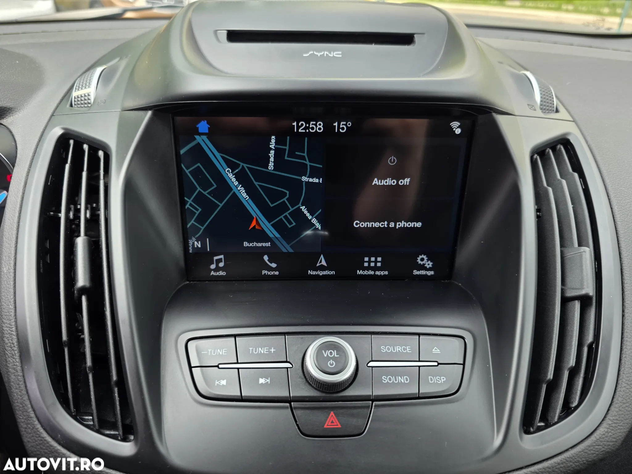 Ford Kuga - 16