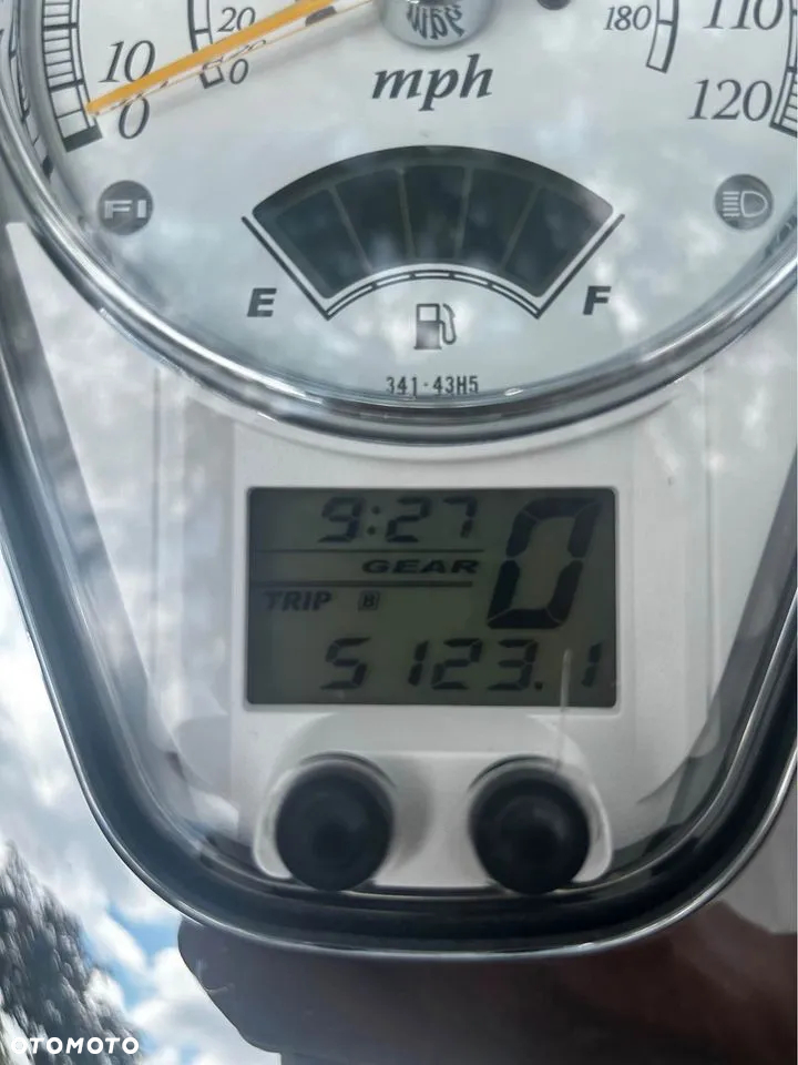 Suzuki VL 800 Volusia - Boulevard C50 - 38