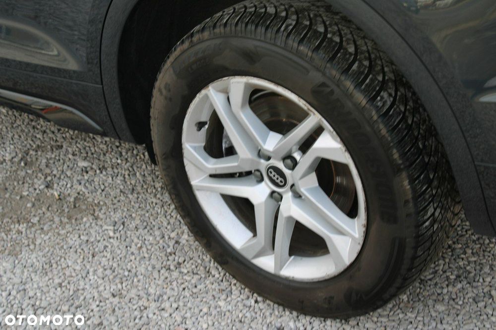 Audi Q5 Sportback - 12