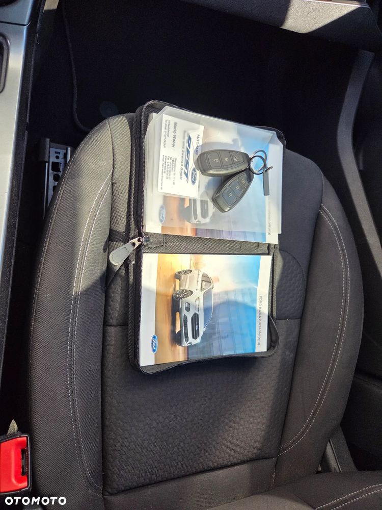 Ford Kuga 1.5 EcoBoost 2x4 Titanium - 10