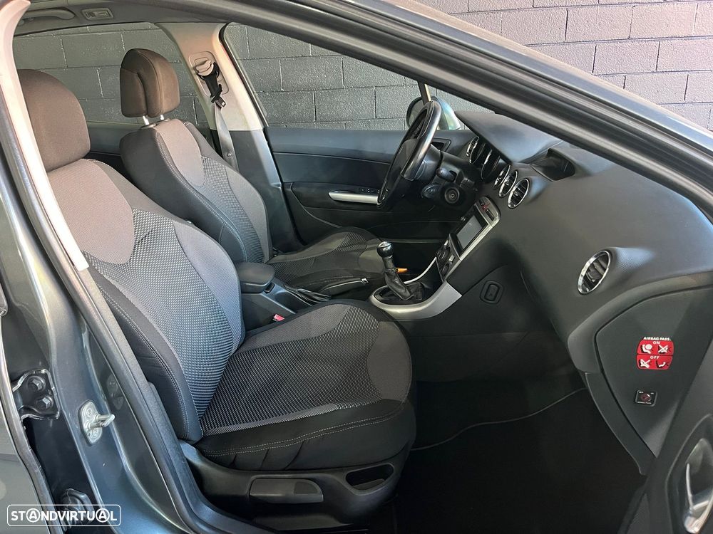 Peugeot 308 1.6 HDi Sport - 11
