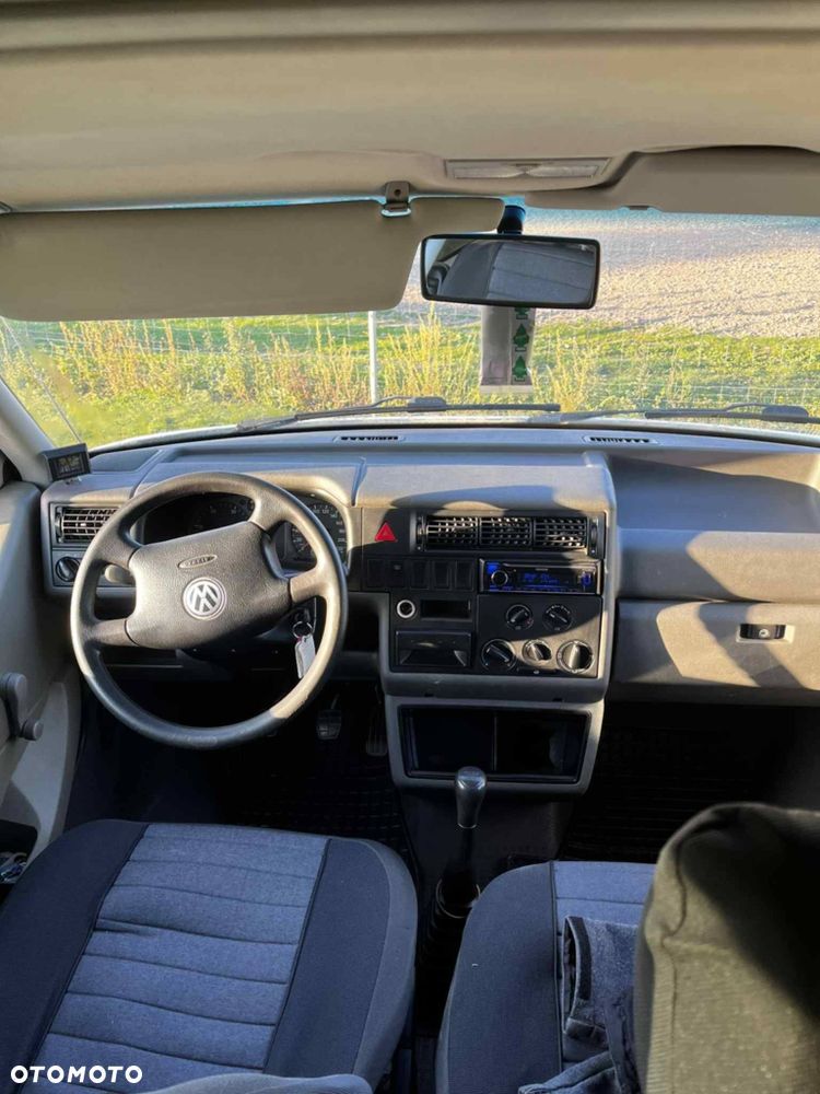 Volkswagen Transporter - 7