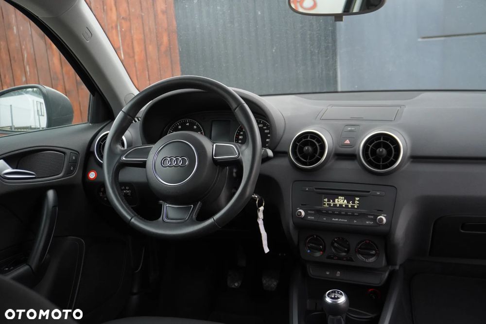 Audi A1 3-drzwiowe 1.2 TFSI admired - 26
