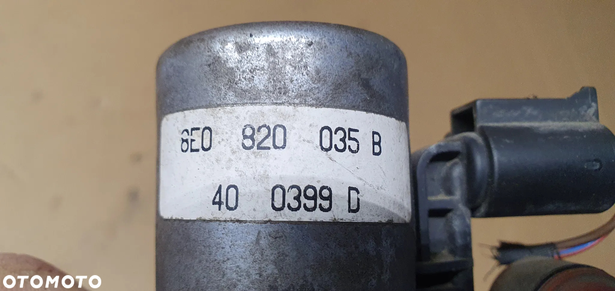 Dodatkowa pompka obiegu wody elektrozawór Audi A6 C6 2.7 TDI 8E0820036 8E0820035B - 7