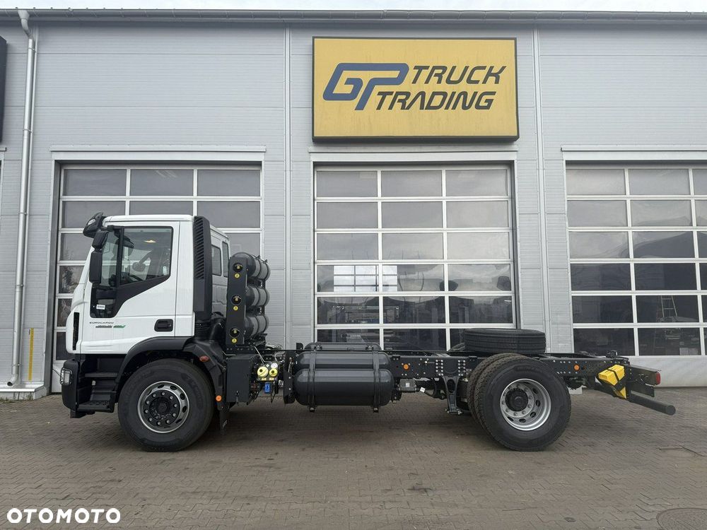 Iveco EuroCargo CNG - 2