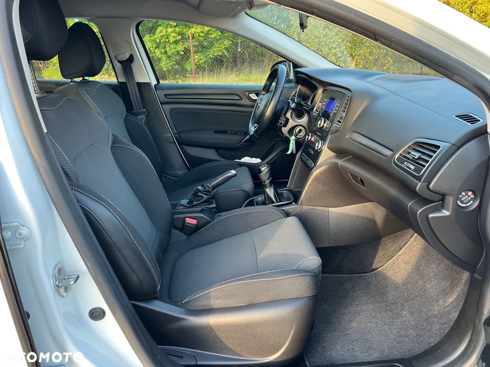 Renault Megane - 18
